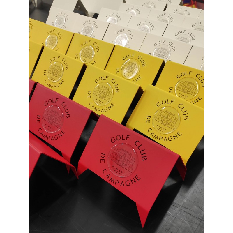 marque de départ avec logo