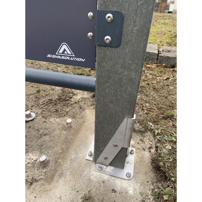 Platine inox sur plastique recyclé