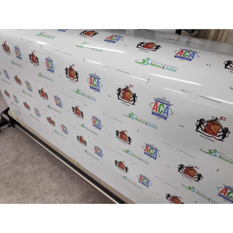 Adhésif laminé découpé à la forme